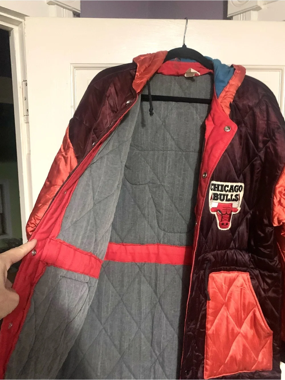 Vintage 90s Chicago Bulls Quilted Long Bench Coat Jacket Parka XL Michael Jordan
